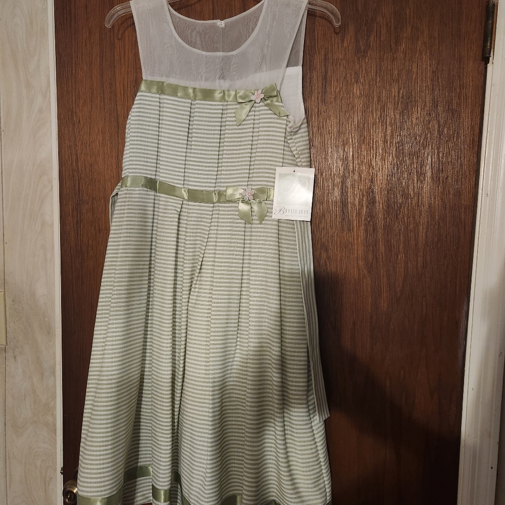 Little girls dress